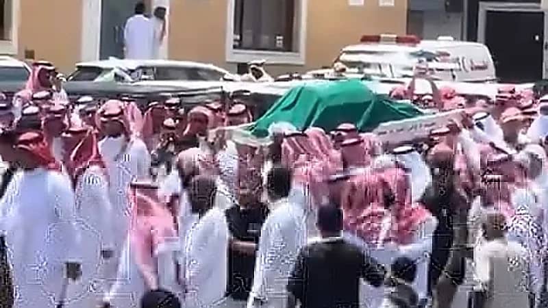 جموع غفيرة تُشيّع وضحى الفهمي ضحية "لعبة الموت" في الطائف..فيديو