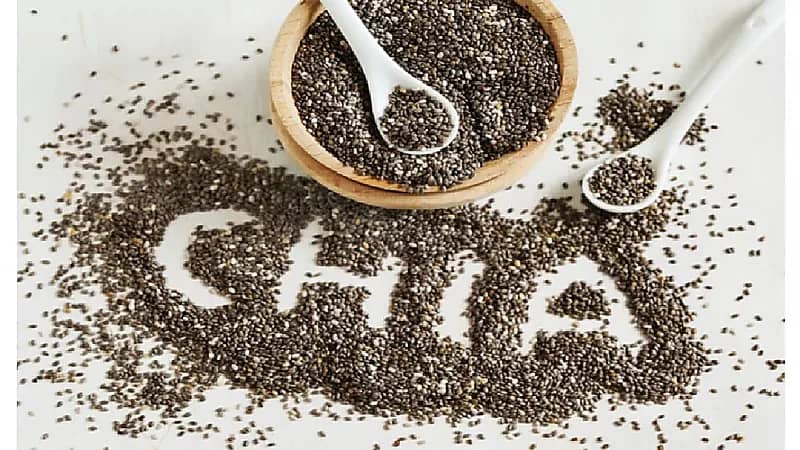خبراء يحذرون من مخاطر تناول بذور الشيا مع بعض الأدوية