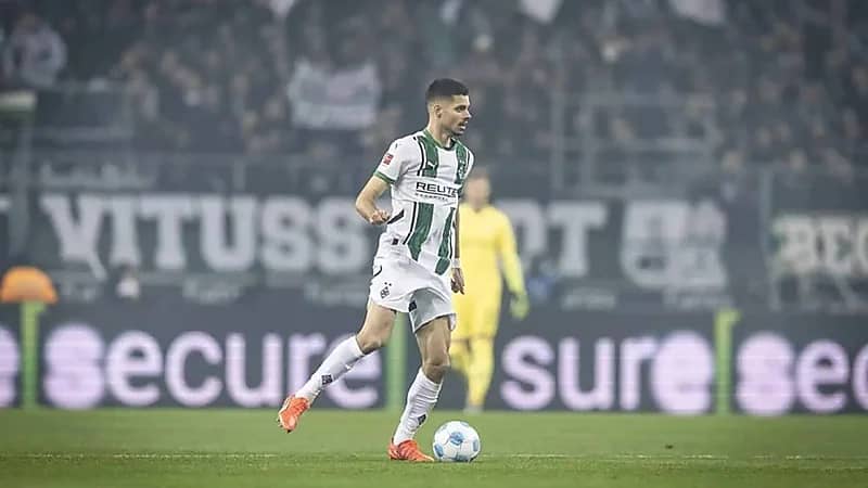 غموض يحيط بصفقة انتقال فايغل إلى الشباب