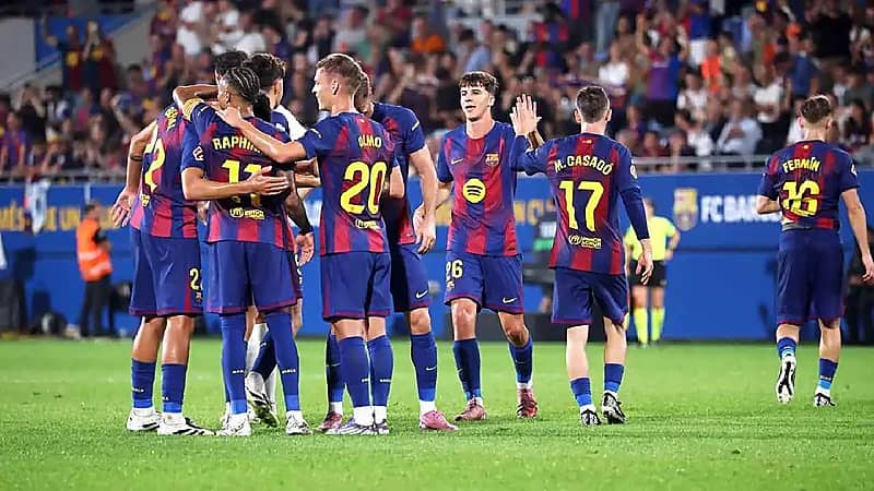 انتقادات حادة لملعب برشلونة بعد مغادرة اللاعبين دون استحمام