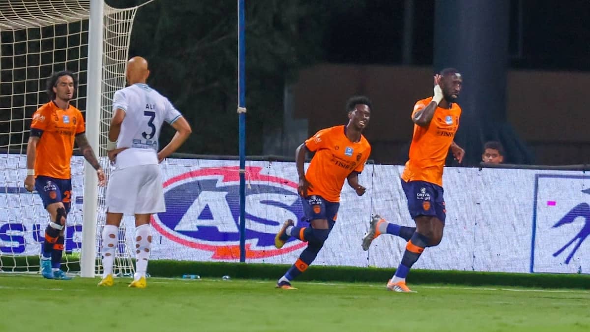 الفيحاء يستعيد توازنه ويضرب الأخدود بثنائية