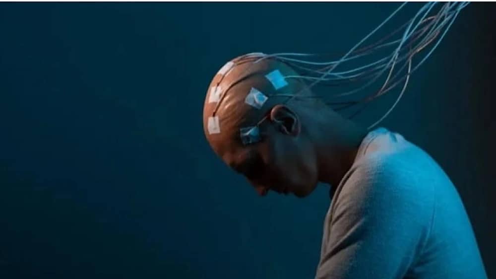 خبراء يحذرون من أسلحة الدماغ : تغير العقل وتتحكم في الادراك