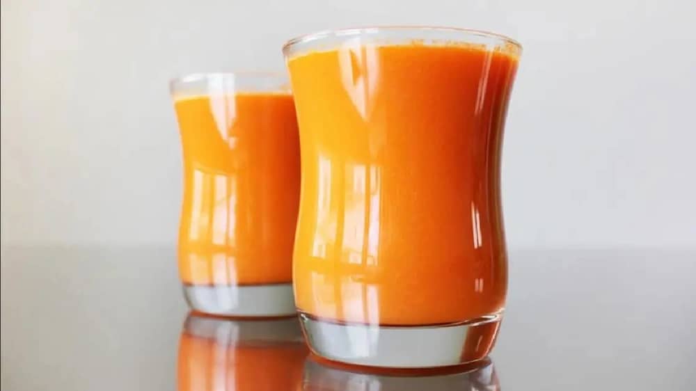 عصير الجزر مع الفواكه يحسن صحة القلب والبشرة