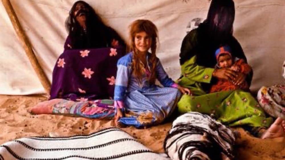 لقطات نادرة تظهر حياة البدو في شمال المملكة قبل 42 عامًا .. صور