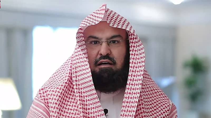 "السديس" يدعو قاصدي الحرمين الشريفين للتقيد بالإجراءات الاحترازية