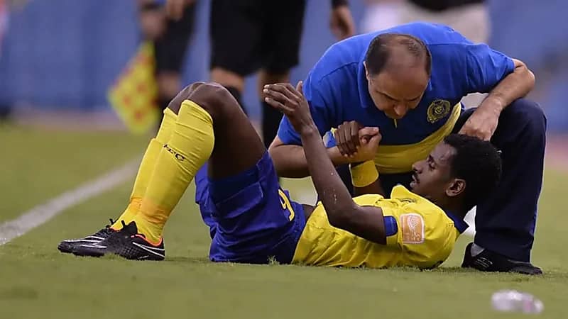 النصر يرد على اتهامات شراحيلي بإجباره على التنازل عن مستحقاته