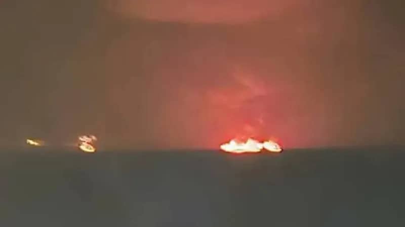 حادثة بحرية قرب مضيق هرمز تثير قلقًا دوليًا وسط توتر إقليمي