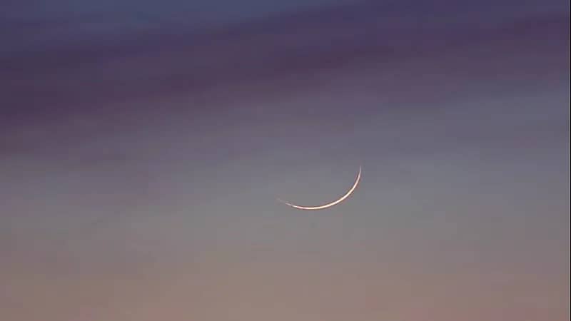 "فلكية جدة": هلال محرم سيزين سماء المملكة بعد غروب شمس الاثنين