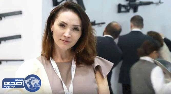 بالفيديو ..سر حسناوات المعارض ومن أين تأتي بهن الشركات