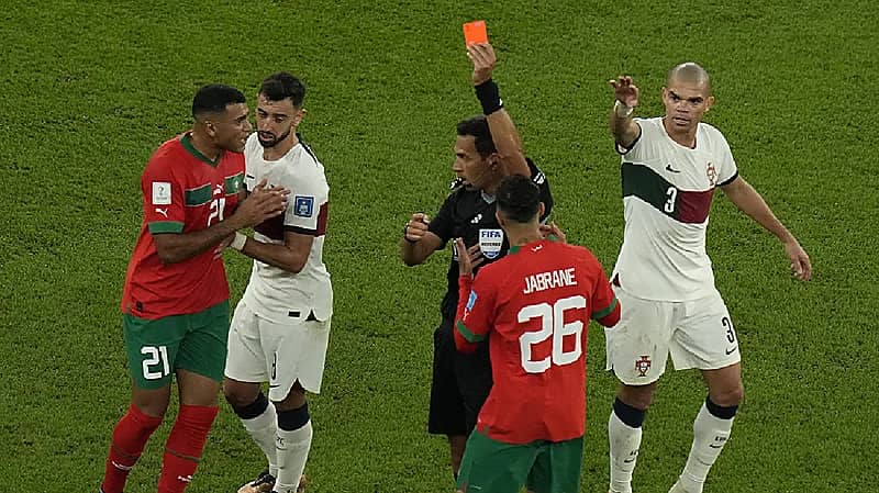 3 لاعبين سيغيبون في نصف نهائي المونديال