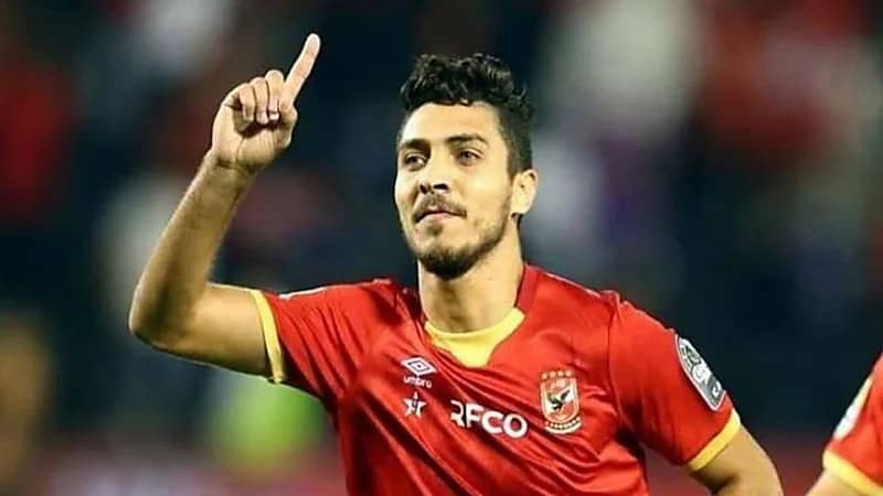 الشباب ينفي التفاوض مع مهاجم الأهلي المصري
