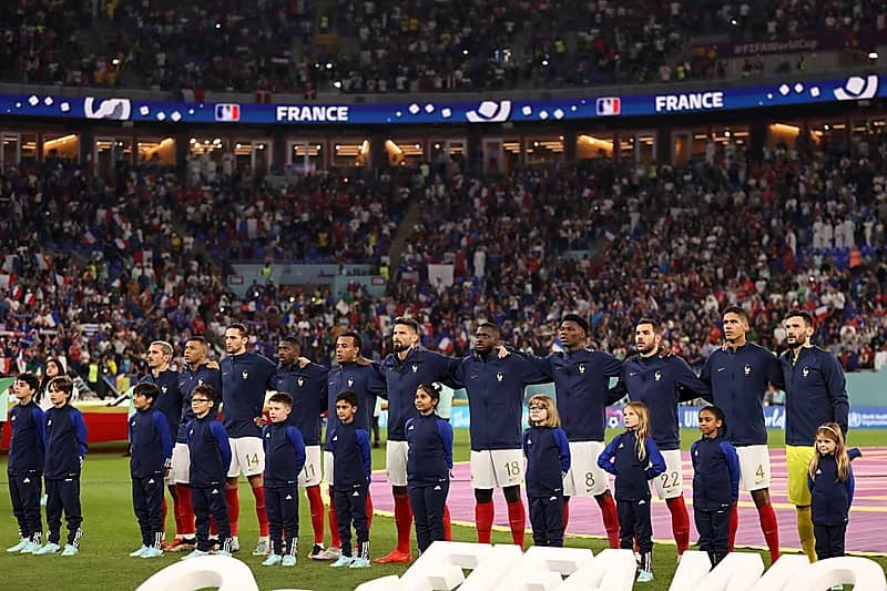 إنفلونزا الإبل يضرب مجددا صفوف منتخب فرنسا