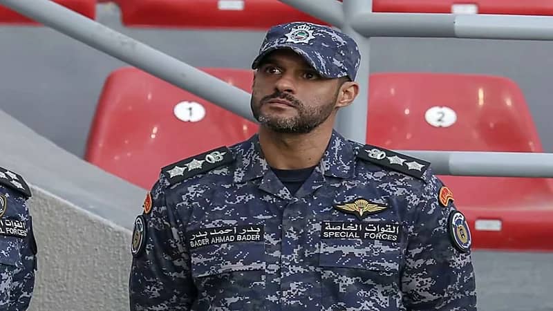 بدر المطوع يظهر بزي القوات الخاصة في افتتاح استاد جابر المبارك