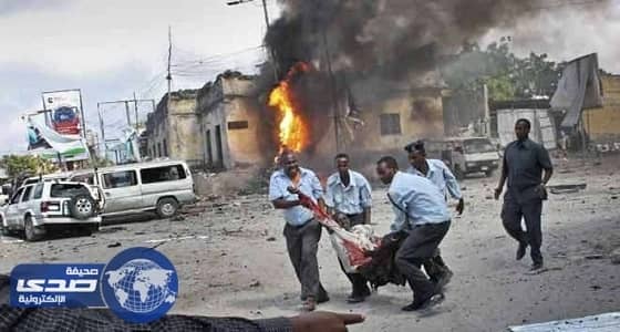 انتحاري يفجر سيارة مفخخة في مطعم وسط العاصمة مقديشيو