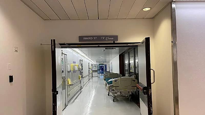 مدينة الملك عبدالعزيز الطبية بعد أمطار جدة: "خدمات الرعاية الطبية للمنومين لن تتأثر"