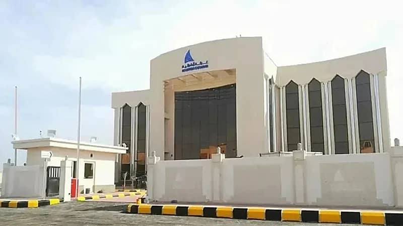 غرفة الشرقية توفر 35 وظيفة شاغرة للجنسين