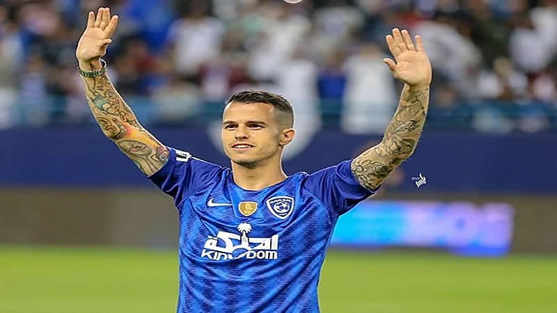 التعاون يقترب من ضم جيوفينكو