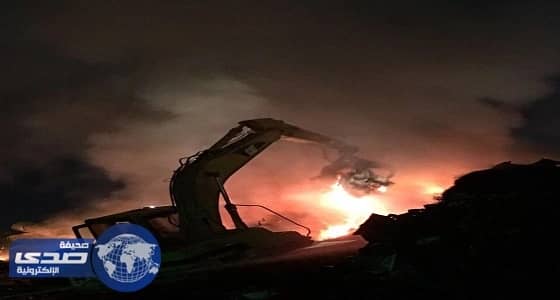 فرق المدني تخمد حريقاً اندلع في سكراب بجنوب جدة دون إصابات