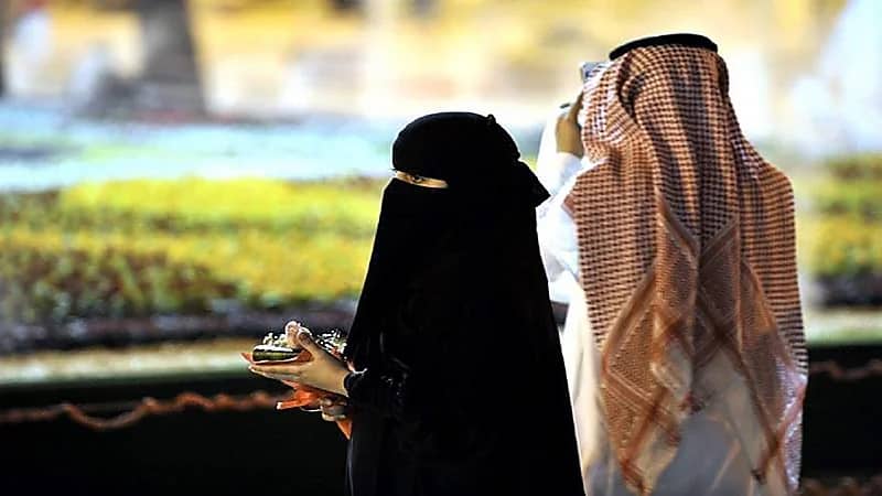 مستشار أسري يوضح شروط تعدد الزوجات