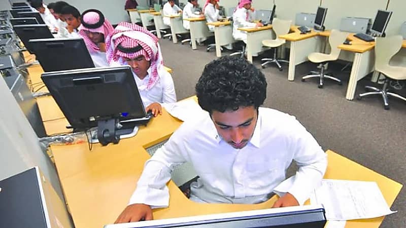 "العيسى" يكشف سبب ارتفاع أسعار التعليم الدولي