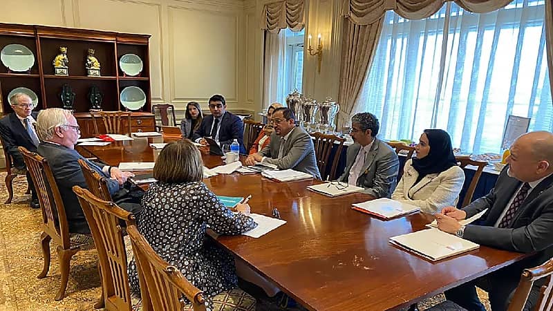 وزير التعليم يزور جامعة بوستن الأمريكية ويلتقي رئيسها