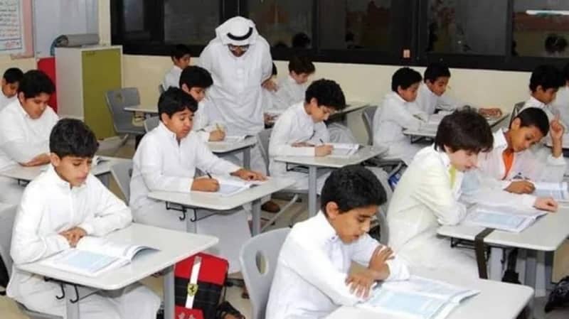 عودة الطلاب لمقاعد الدراسة اليوم بعد إجازة عيد الفطر