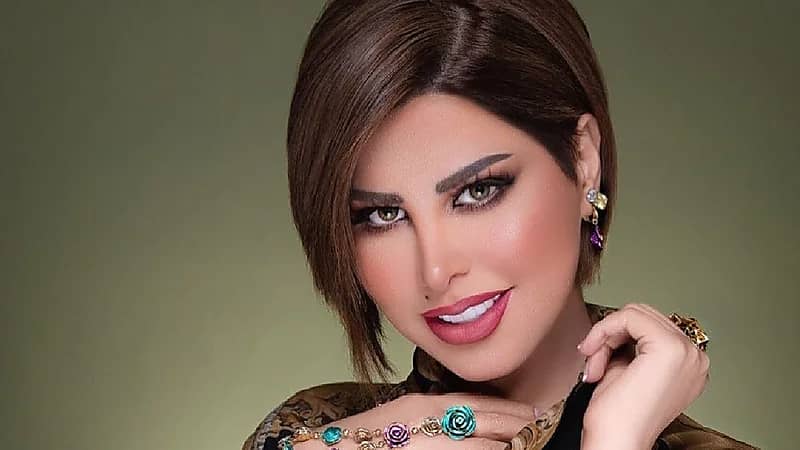 شمس الكويتية تنهار بالبكاء أثناء حديثها عن معاناتها مع المرض