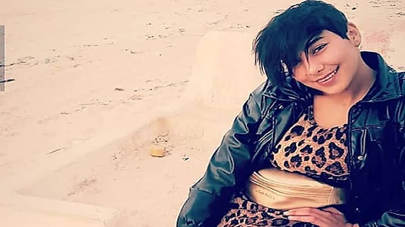 فتاة "التيك توك" تحاول الانتحار بقطع شرایین یدھا في بث مباشر