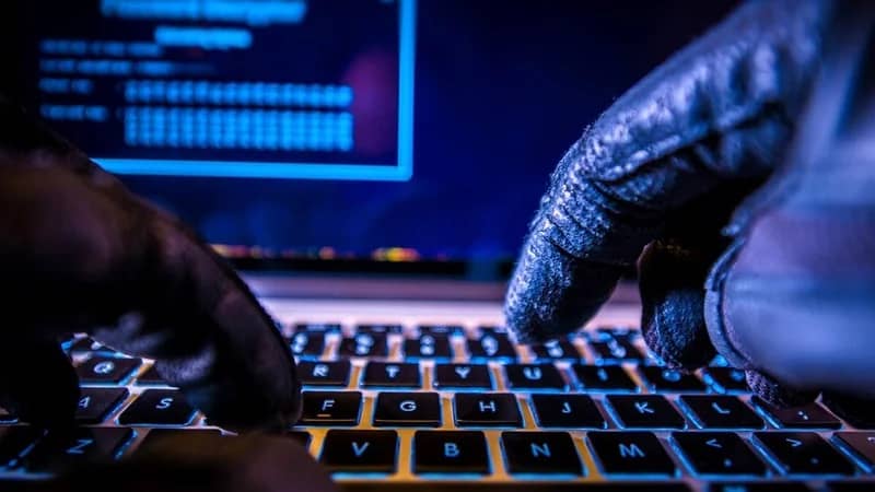 30 % من مستخدمي الإنترنت بالمملكة تعرضوا لعمليات احتيال