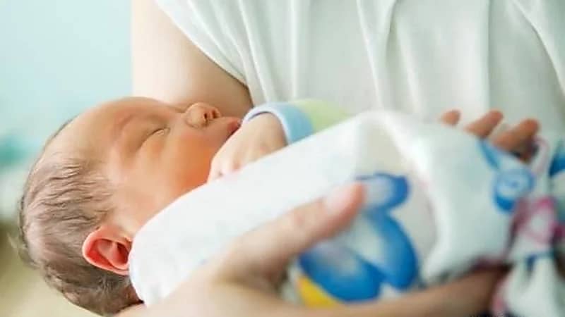 النظام الغذائي النباتي يهدد صحة الرضيع