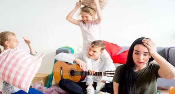 تصرفات هامة تجنبيها إذا كنت زوجة لرجل لديه أولاد