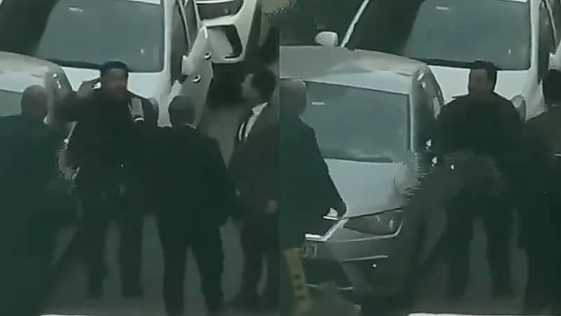 رجل يُنهي حياته على أبواب شركة عمل بها لعقد كامل.. فيديو