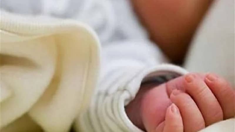 القبض على أب قتل ابنته ووضع جثتها أمام منزل أسرته