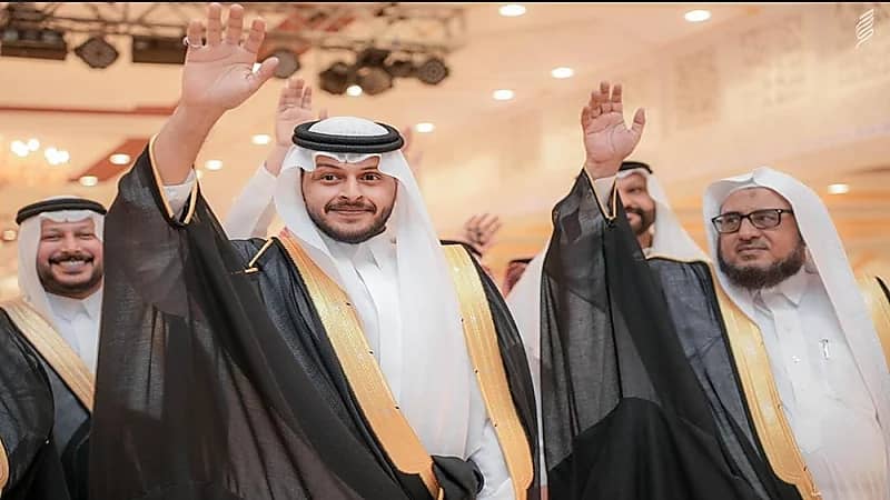 عائلة الأديب أحمد الحربي يرحمه الله تحتفل بزواج الشاب عبدالعزيز
