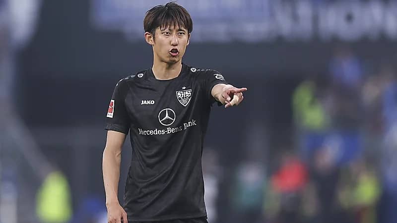 الأهلي يسعى لضم مدافع ياباني