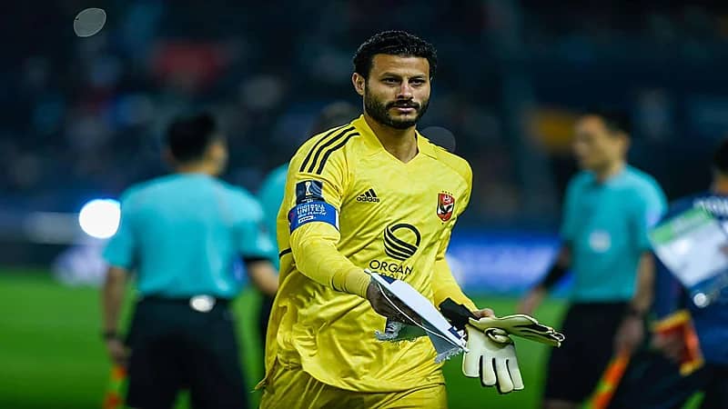 حارس الأهلي المصري: نحن والهلال نمثل الكرة العربية في مونديال الأندية