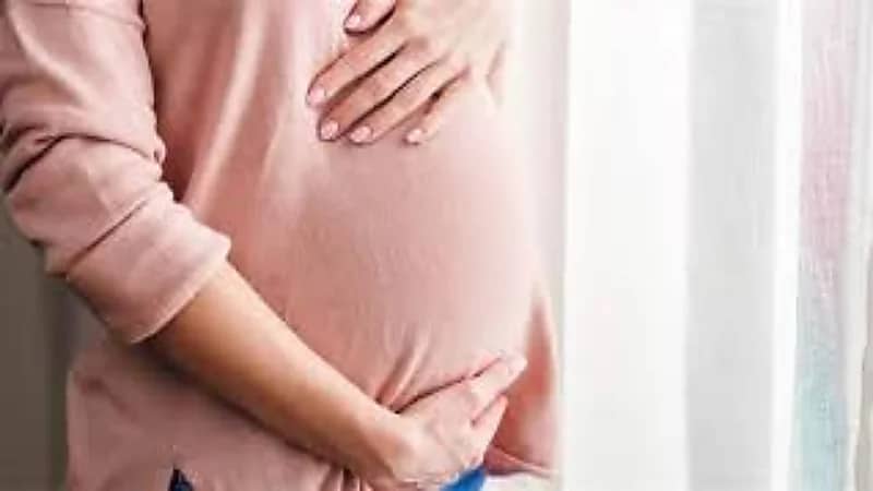 علاقة الحرارة المرتفعة بموت الجنين في رحم الأم