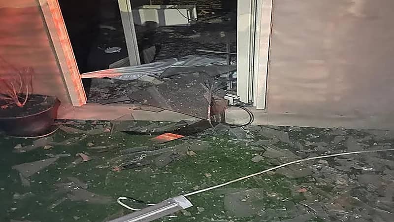 صور للمنازل المتضررة جراء اعتراض صاروخ باليستي تجاه الشرقية