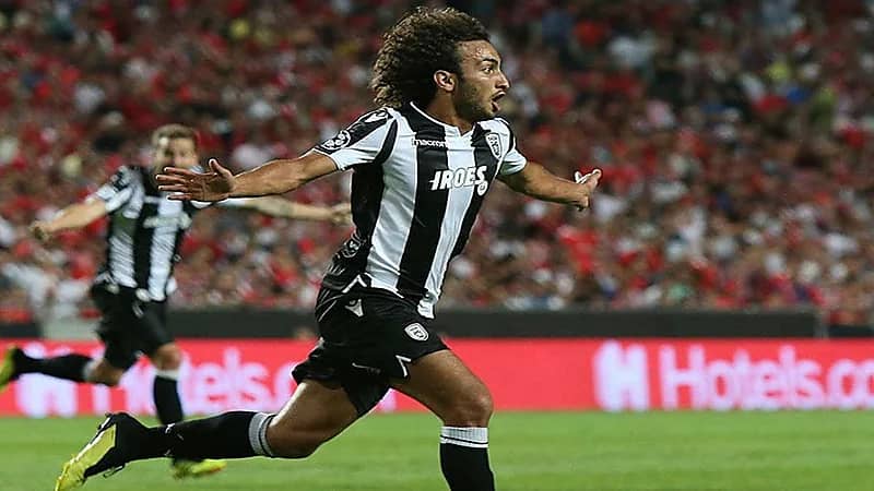 عمرو وردة يتعرض لحادث سير