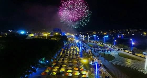 كرنفال ضوئي بـ  " مهرجان أبها يجمعنا "