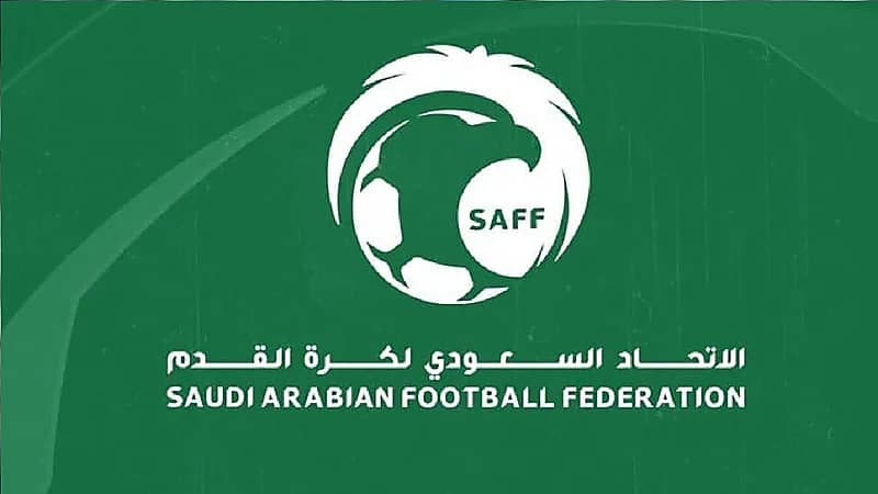 اتحاد الكرة يختار عدد من الحكام الدوليين لإدارة مباريات السوبر بأبو ظبي