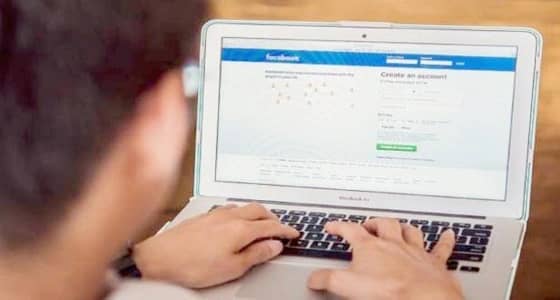 النيابة تطالب بسجن مدون على " فيسبوك " بتهمة الافتئات على ولاة الأمر