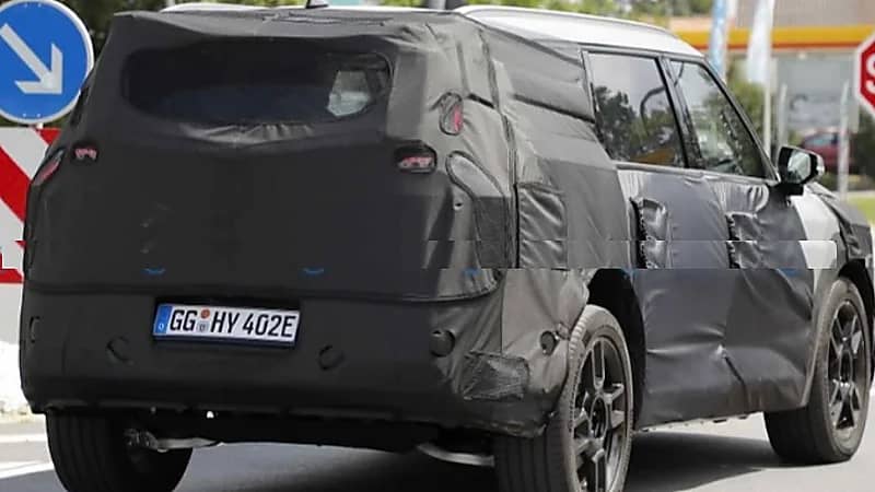 الكشف عن كيا EV9 باعتبارها أكبر سيارة كهربائية مستقلة