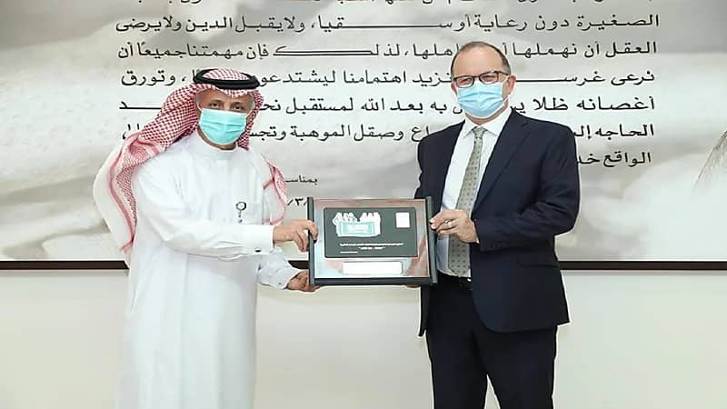 أمين عام "موهبة" يبحث مع المدير الإقليمي لليونيسيف تعزيز الشراكة وبرامج الطفولة