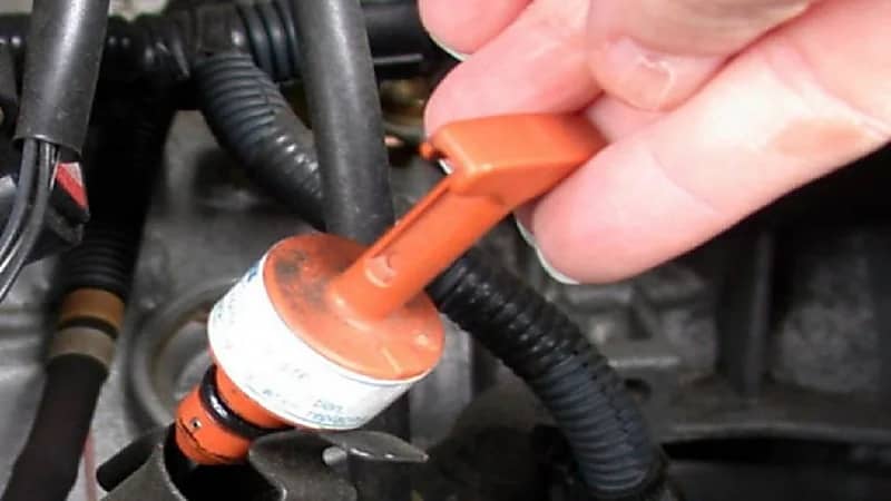 مؤشرات تدل على تلف زيت ناقل الحركة