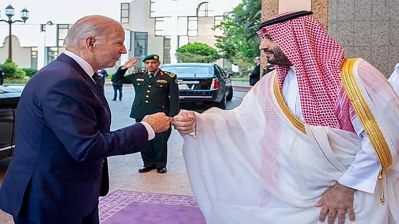 ولي العهد يتصدر الصفحات الأولى للصحف الأمريكية