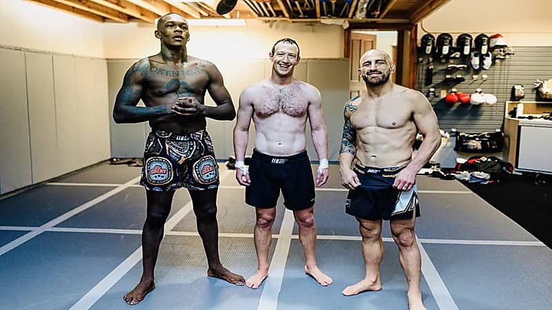مارك يتدرب مع اثنين من أبطال UFC استعداداً لمعركته مع إيلون ماسك.. فيديو