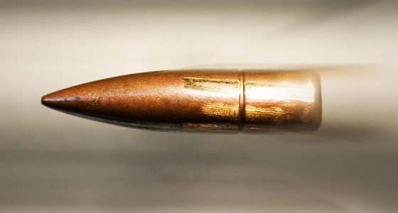 طلقة نارية تخترق مقر شركة الكهرباء بالجموم.. ونجاة الحارس بأعجوبة