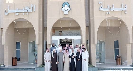 رئيس " الجبيل " يحذر من تهالك محطات تصريف الأمطار