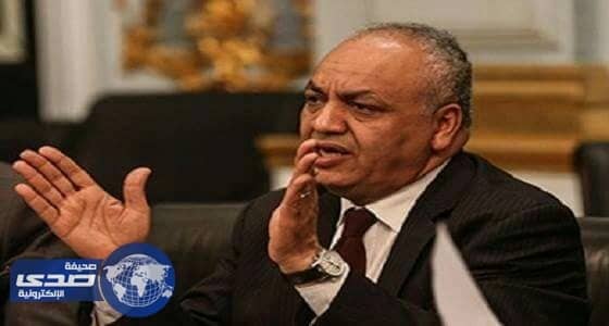 إعلامي مصري يقاضي صفحات «هددته بالقتل» على مواقع التواصل